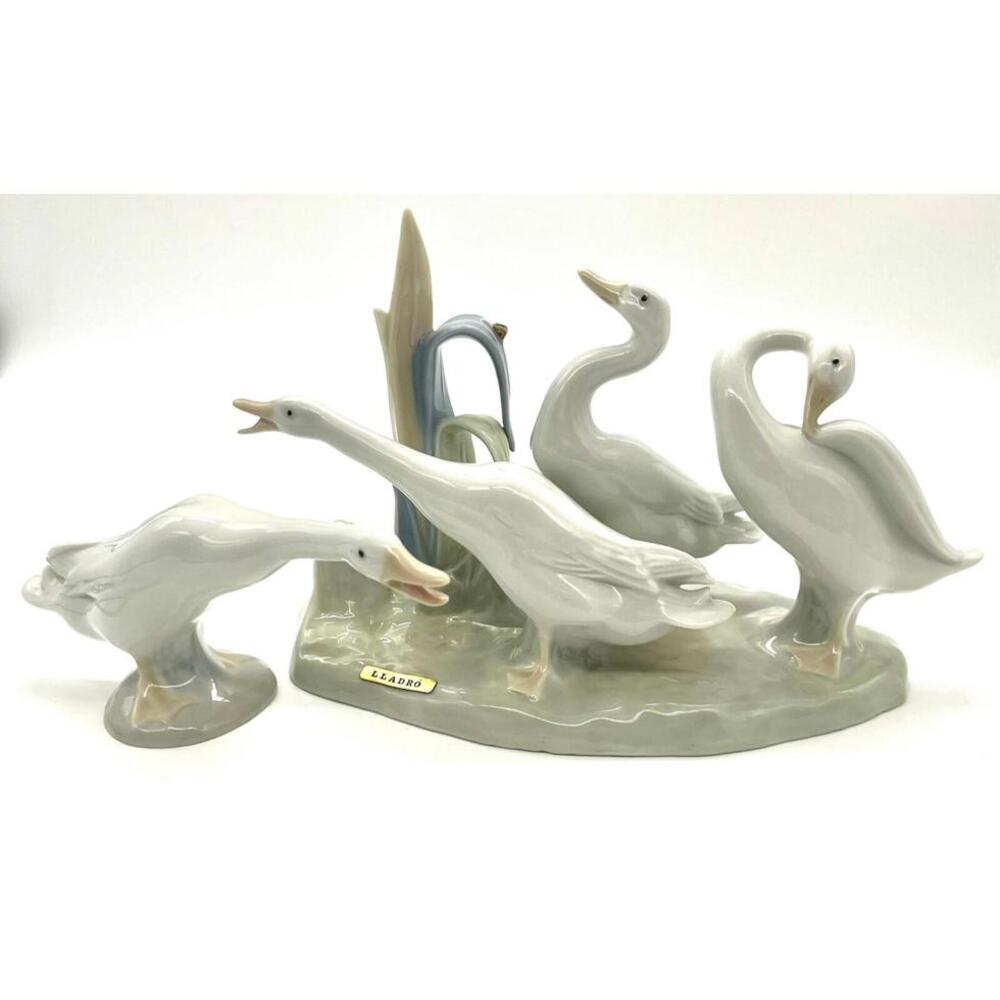 2 Lladro Geese Statues Authentic Figurine Collections- NAO Made in Spain
